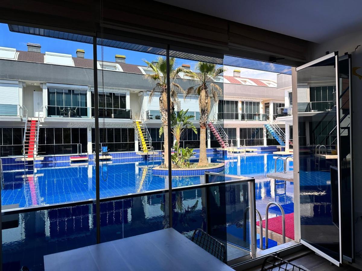 Appartement Essiz Konsept Daireden Havuza Ozel Girisli Antalya